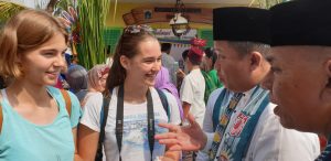 Tean, Wisatawan Asal Netherlands Tertarik Rumah Si Pitung di Lebaran Betawi