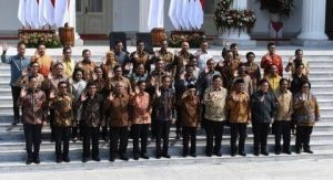 SULUT TETAP DUKUNG JOKOWI SEKALIPUN MERASA DIPERMALUKAN DENGAN TAK SATUPUN MENTERI DARI MINAHASA