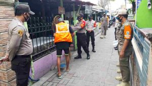 Operasi Yustisi PSBB, Polsek Kepulauan Seribu Utara Tindak Puluhan Pelanggar Protkes di Hari Kedua