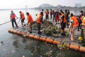 Tingkatkan Kapasitas Daya Tampung Air di Musim Penghujan, Gerebek Lumpur Digelar di Waduk Pluit