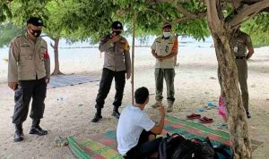 Polsek Kep Seribu Selatan Bersama Satpol PP Lakukan Patroli Prokes