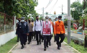 Kapolres Kep Seribu Bersama Tiga Pilar, Terima Kunjungan Menhub Di Pulau Lancang