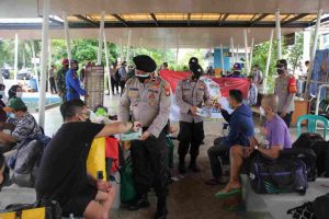 Masker Gratis Terus Dibagikan 3 Pilar Kep Seribu, Upaya Zero kan Kasus Covid19