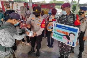 Gerakan Jakarta Bermasker Polres Kep Seribu Cegah Covid-19