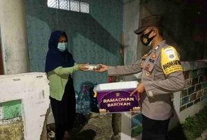 Berbagi Sesama, Warga Kurang Mampu Di Delapan Pulau Dapat Makan Sahur Gratis Dari Polres Kep Seribu