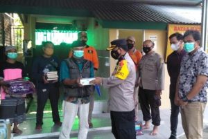 Bersih-bersih Masjid oleh Polres Kep Seribu