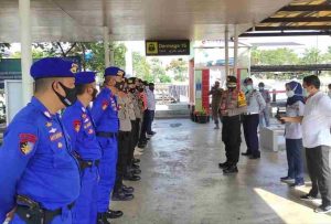 Kapolres Kep Seribu Lakukan  Operasi Ketupat Jaya 2021 Dalam Rangka Pengamanan dan Pengawasan Prokes di Dermaga Marina Ancol
