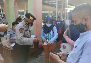 Antisipasi Kerawanan Kamtiibmas Hari Kedua Lebaran Idul Fitri 1442 H Polres Kep Seribu Lakukan Pengamanan dan Prokes