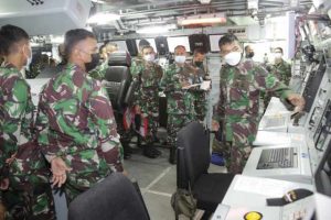 Peserta Pelatihan Perwira Korps Elektronika KRI Masuki Fase latihan Praktek