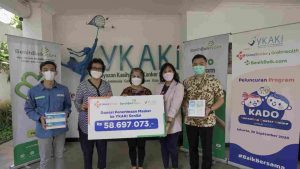 Good Doctor Mendukung Pelayanan Kesehatan untuk Keluarga Anak Penderita Kanker yang Membutuhkan Melalui Donasi 43.000 Masker kepada Yayasan Kasih Anak Kanker Indonesia (YKAKI)
