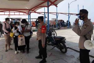 Kapolsek Kep Seribu Utara Ajak Tomas dan Toga Terapkan Prokes di KTJ Pulau Harapan