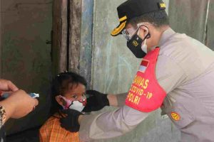 58 KK di Slum Area Pulau Payung Dapat Bansos Dari Polres Kep Seribu, Warga: Terimakasih Pak Polisi