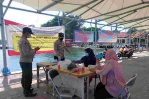 Tekan Angka Kasus Covid-19, Empat KTJ Polsek Kep Seribu Utara Ketatkan ProKes