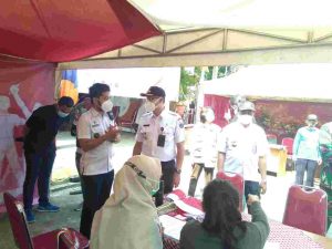 LAUNCHING GERAI VAKSINASI MERDEKA DI SELENGGARAKAN OLEH 3 PILAR DI BALAI WARGA RW 04