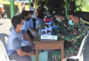 Kodam XVIII/Kasuari Serbu SP3 Manokwari Dengan Vaksinasi