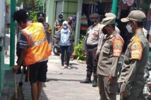 16 Pelanggar ProKes di Sanksi Oleh Tim Ops Yustisi Gabungan Polsek Kep Seribu Selatan