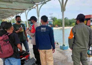 Oz aps Yustisi beGabungan Polsek Kep Seribu Selatan Dapati 7 Pelanggar ProKes