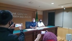 Untuk Perkuat Sinergi, Kepala Biro Hukum dan Humas Mahkamah Agung yang Baru, Dr. Sobandi, SH., MH. Gelar Silaturahmi dengan Para Awak Media