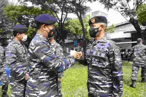 112 PRAJURIT DAN 27 PNS LANTAMAL III DAPAT PENGHARGAAN DAN KEHORMATAN NAIK PANGKAT