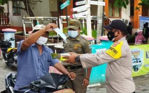 Door to Door, Polres Kep Seribu Bagikan 1.400 Masker