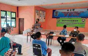 Edukasi Warga Terkait PPKM Level3, Sat Binmas Polres Kep Seribu Adakan Penyuluhan di Pulau Pramuka