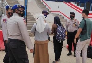 125 Warga berangkat ke Pulau Seribu setelah tunjukkan Sertifikat Vaksin