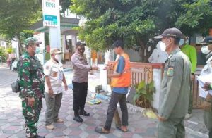 Sisir Ruang Publik, Tim Ops Yustisi Gabungan Tiga Pilar Polsek Kep Seribu Utara Beri Sanksi 5 Pelanggar