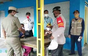 1.700 Masker Hari ini dibagikan Polres Kep Seribu dan Polsek Jajaran serentak di 8 Pulau