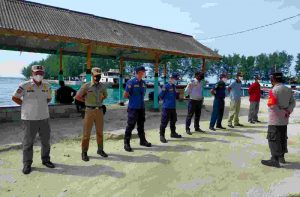 Tak Bermasker, 4 dari 11 Pelanggar ProKes disanksi Kerja Sosial oleh Tim Ops Yustisi Gabungan Polsek Kep Seribu Selatan