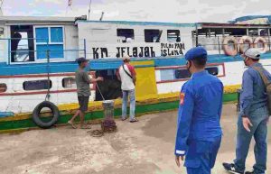 Waspadai Cuaca Buruk, Sat Polair Polres Kepulauan Seribu Berikan Himbauan ke Kapal Angkut Penumpang Menuju Pulau Seribu