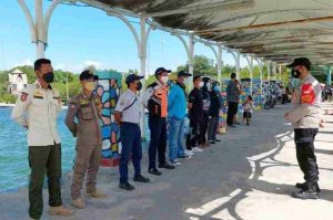 Tinggalkan Pulau, 438 Wisatawan Diwajibkan Scan Check Out Barcode Peduli Lindungi di 4 Dermaga Pulau Pemukiman Wilayah Kepulauan Seribu Selatan