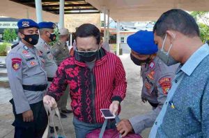 PPKM Level Satu, Di Dermaga Marina Ancol 98 Warga dan Wisatawan Yang Akan Ke Pulau Seribu Scan Barcode Aplikasi Peduli Lindungi
