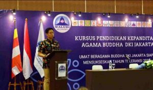 MERAWAT LINGKUNGAN UMAT BUDDHA MENDUKUNG PELAKSANAAN FORMULA-E