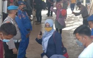 144 Wisatawan Ke Pulau Seribu, di Dermaga Marina Ancol Tunjukkan Scan Barcode Peduli Lindungi