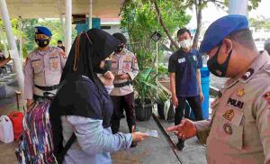 Setelah Dapat Himbauan ProKes, 174 Penumpang Kapal Berangkat ke Pulau Seribu dari Dermaga Marina Ancol