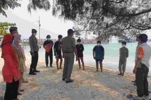 Dukung PPKM Level 1, Polsek Kep Seribu Selatan Gelar Ops Yustisi Gabungan di 3 Pulau Pemukiman dan Temukan 11 Pelanggar