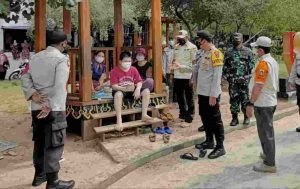Ops Yustisi Gabungan Polsek Kep Seribu Selatan Digelar di Pulau Untung Jawa Dapati 8 Pelanggar ProKes