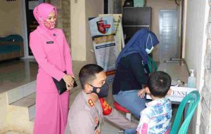Gelar Suntik Vaksin Anak, Polres Kep Seribu Suntik Putra Putri Personelnya Yang Berusia 6-11 Tahun