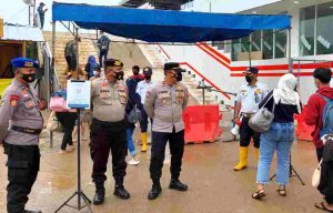 806 Wisatawan Hendak Ke Pulau Seribu, Di Pelabuhan Kaliadem Jalani Scan Barcode Peduli Lindungi