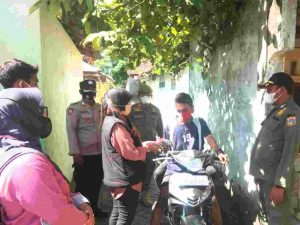 Gunakan Masker Tak Sempurna, 6 Warga Disanksi Oleh Tim Ops Yustisi Gabungan Polsek Kep Seribu Selatan