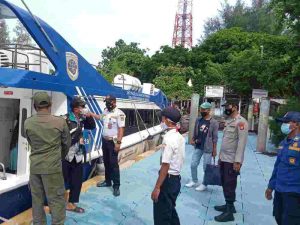 Baru Tiba, 50 Penumpang Kapal Jalani Scan PeduliLindungi Di Dermaga Kedatangan Pulau Pari