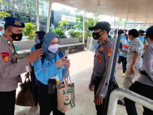 Ke Pulau Seribu Dari Dermaga Marina Ancol, 249 Penumpang Kapal Scan PeduliLindungi