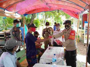 Cegah Covid19 Gelombang 3, Polres Kep Seribu Terus Himbau ProKes dan Bagikan 1.200 Masker Ke Warga