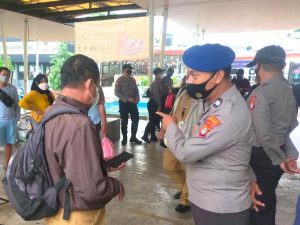 Di Dermaga Marina Ancol, 104 Penumpang Kapal Scan PeduliLindungi Sebelum Berangkat ke Pulau Seribu