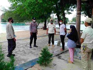 7 Pelanggar ProKes di 2 Pulau Disanksi Oleh Tim Ops Yustisi Gabungan Polsek Kep Seribu Selatan