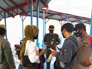 151 Penumpang Kapal Baru Tiba di Kep Seribu Selatan Scan PeduliLindungi dan Diwajibkan Taat ProKes