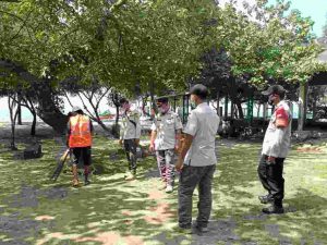 Disiplinkan Warga Taat ProKes, Polsek Kep Seribu Selatan Gelar Ops Yustisi Gabungan Dapati 11 Pelanggar