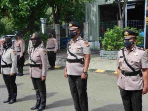 Polres Kepulauan Seribu Gelar Upacara Sertijab Kabag SDM dan Kasat Polairud
