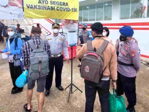 Setelah Scan PeduliLindungi di Pelabuhan Kaliadem, 1.203 Wisatawan Berangkat ke Pulau Seribu