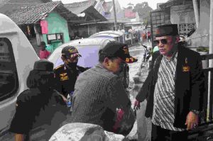 BPPKB Banten DPAC Balaraja Peduli Korban Banjir Kota Serang Banten